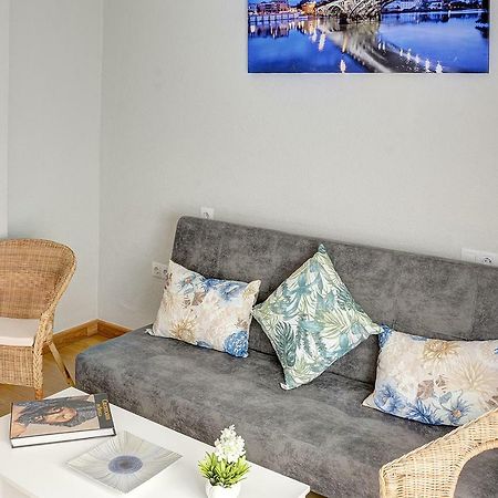 Apartamento Pureza Sevilla Kültér fotó