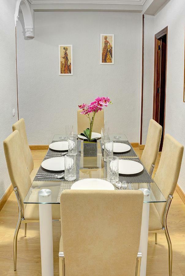 Apartamento Pureza Sevilla Kültér fotó